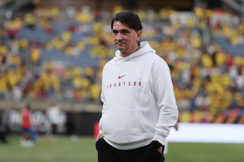 زلاتكو على أعتاب قيادة منتخب الإمارات.. والمدرسة الكرواتية تمتد إلى «الأبيض الأولمبي»