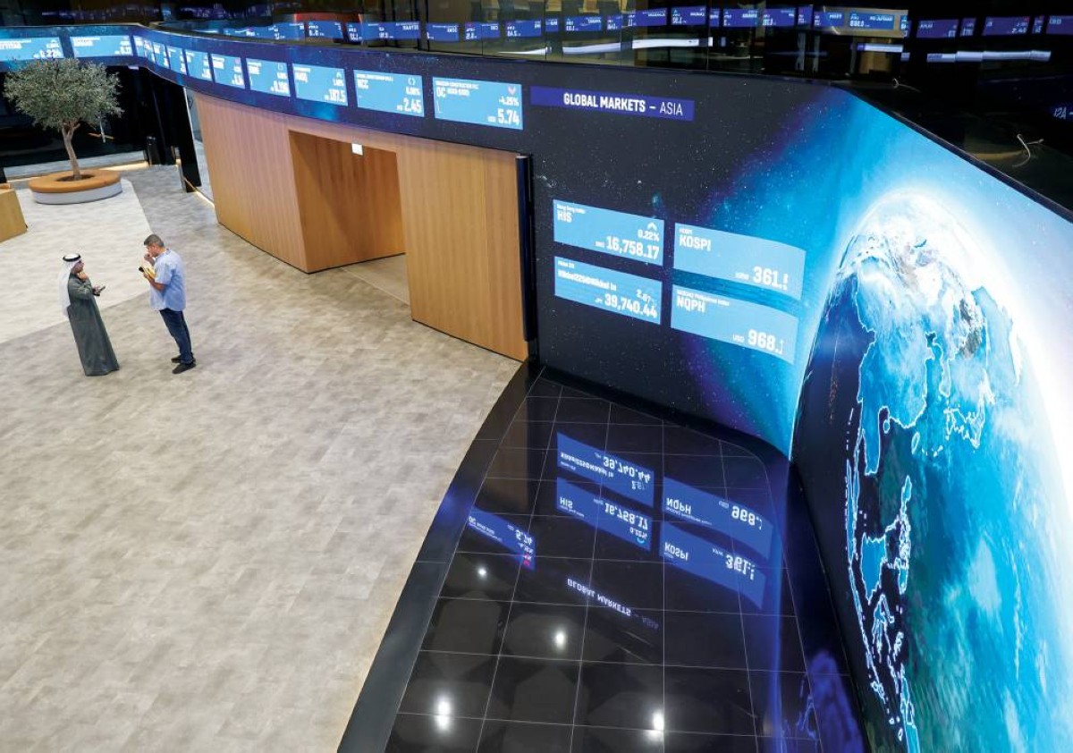 7 أسواق عربية تتلون بـ«الأحمر» في ثالث أسابيع نوفمبر