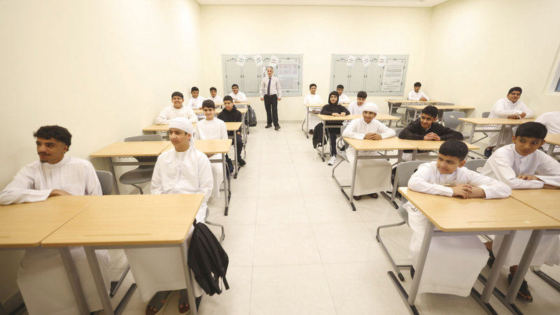 تربويون: «التكافل التعليمي» في المدارس الحكومية يعالج حالات التعثّر