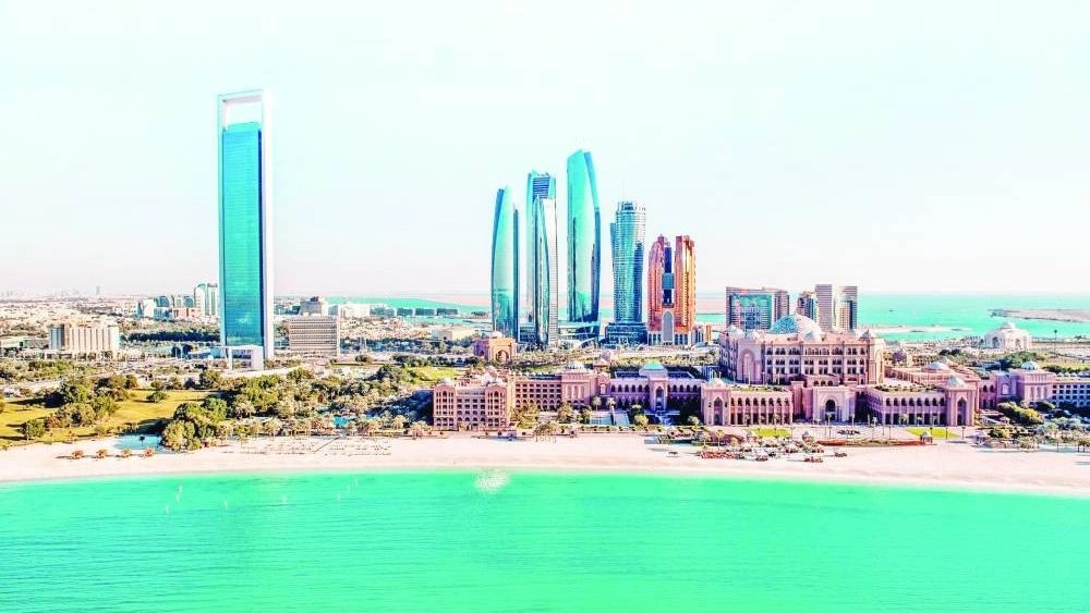كابيتال إيكونوميكس: الإمارات تتصدر النمو الاقتصادي الخليجي في 2025