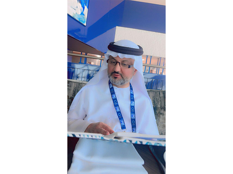 خبير اقتصادي: نموذج 