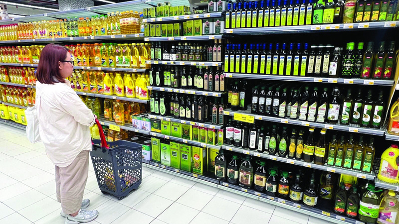 «حماية المستهلك»: خلف الأسعار المغرية منتجات تهدد صحة المستهلكين