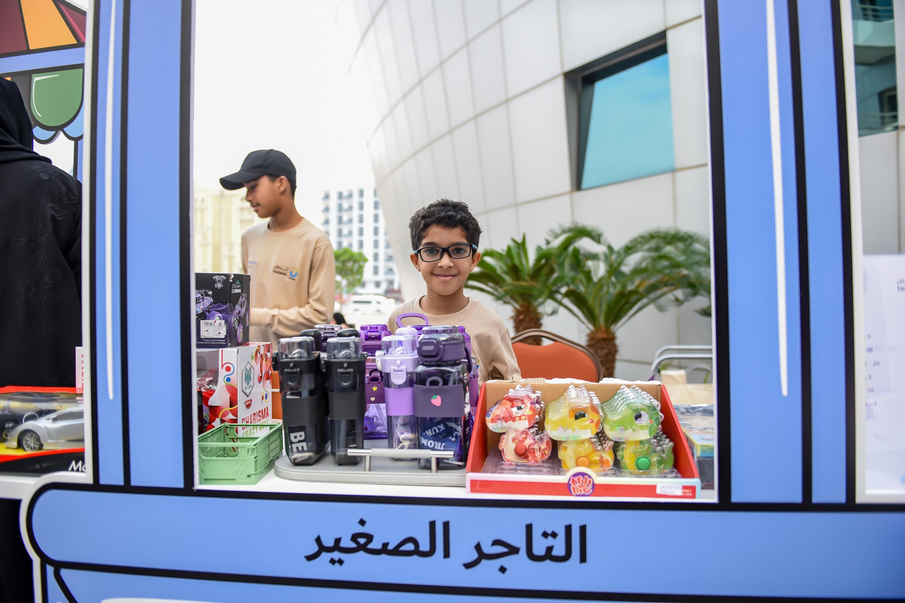 جمارك دبي تنظم 