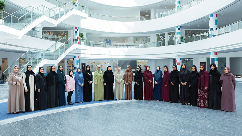 «دبي للمرأة» تزوّد القيادات النسائية بمهارات المستقبل