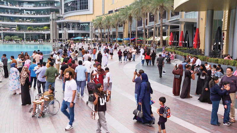 دبي في العيد.. مشهد نابض بالحياة يعكس ديناميكية وحيوية المدينة