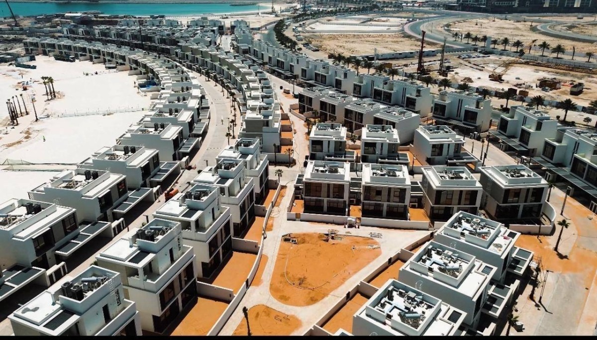 دبي للاستثمار تبدأ تسليم مشروع «دانه بيي» في جزيرة المرجان برأس الخيمة