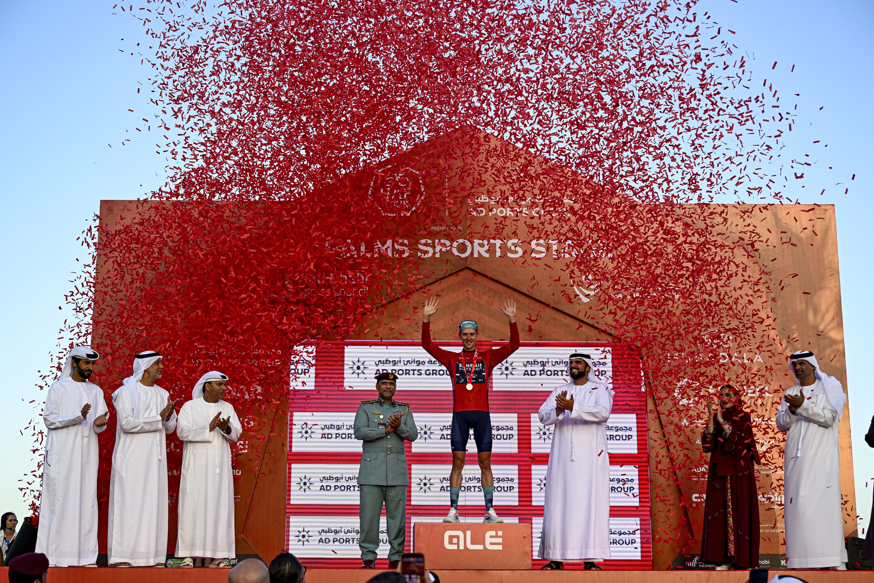 الإيطالي ميلان بطل المرحلة الرابعة من طواف الإمارات 2026