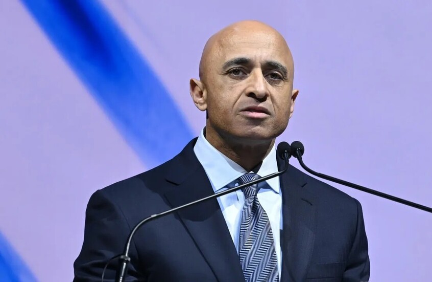 العتيبة: صادرات الإمارات النفطية وصلت مستويات قياسية بعد الخروج من 