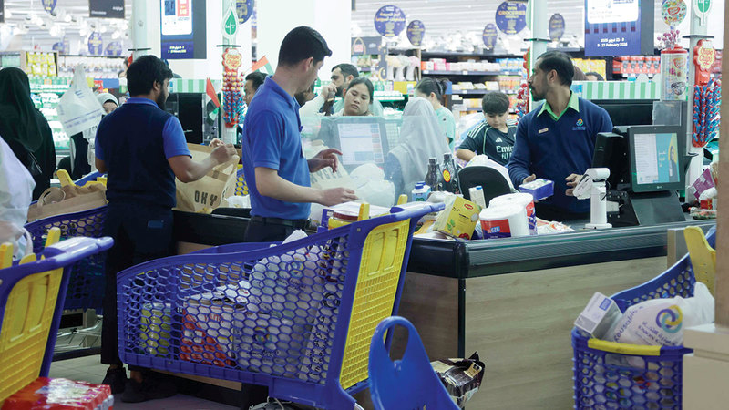 مبيعات منافذ ترتفع حتى 40% مع بداية رمضان.. والأولوية للسلع الغذائية