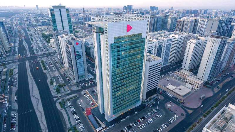 «أبوظبي التجاري»: 7.6 مليارات درهم أرباحاً نصفية قبل الضريبة
