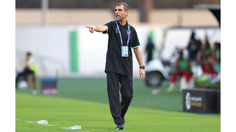14 مدرباً و8 جنسيات.. خريطة القيادة الفنية لدوري المحترفين في الموسم الجديد