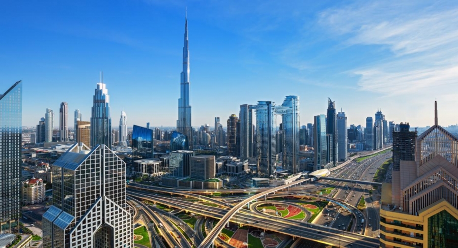عقارات دبي تحافظ على زخمها التاريخي بـ286 مليار درهم في ثاني أقوى نصف عام على الإطلاق